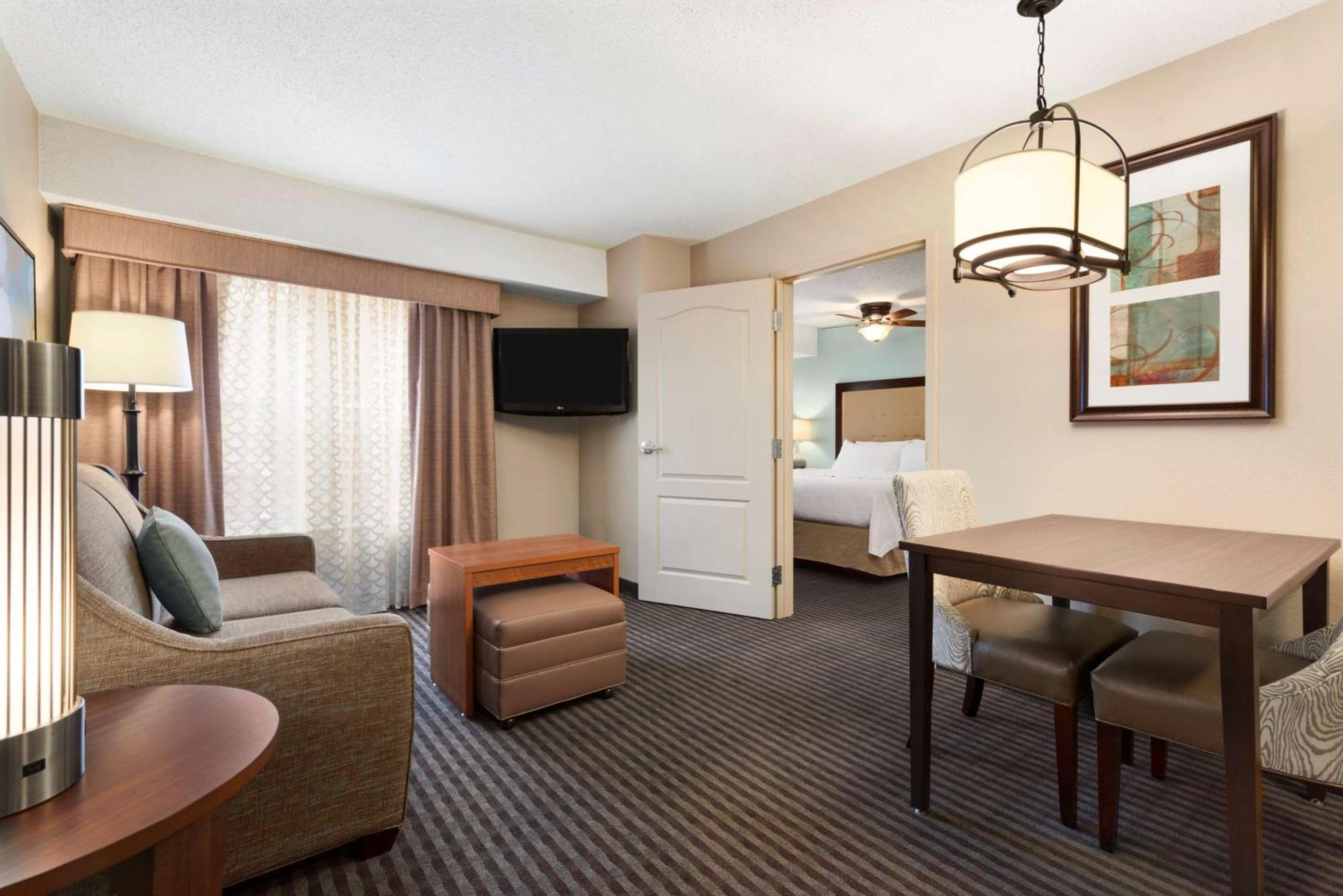 Homewood Suites By Hilton Columbus-Гілліард Екстер'єр фото